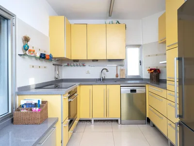 Residential quarter Duplex situe quartier bougrashov a 15 min de la mer parking ascenseur terrasse 45 m