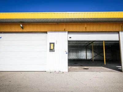 Коммерция Kipsala