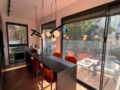 Wohnviertel A vendre superbe 25 pieces dont mamad dans immeuble recent au calme