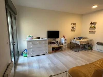 Wohnviertel A ne pas manquer au centre bel appartement bonne affaire calme dans un bel immeuble