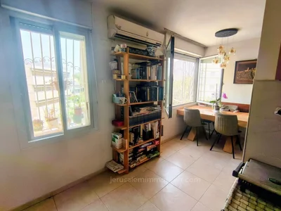 Residential quarter Appartement lumineux et spacieux a vendre a givat mordehai jerusalem immobilier 026786595