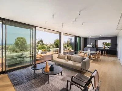 Residential quarter Avec terrasse bel appartement bien agence bon emplacement dans un bel immeuble grand magnifique spacieux vue sur la mer
