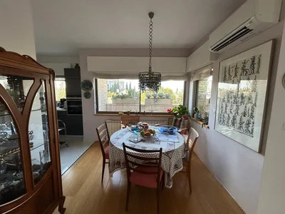 Quartier résidentiel À vendre – penthouse à arnona, rue kfar etzion