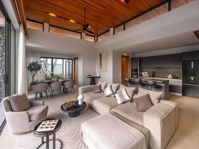 Wohnanlage Complex of villas with swimming pools close to a university and beaches, Hua Hin, Thailand