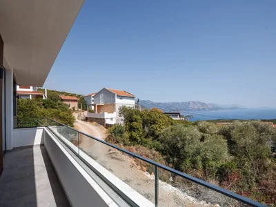 Willa Modern villa with a sea view at the price of an apartment — Krimovica