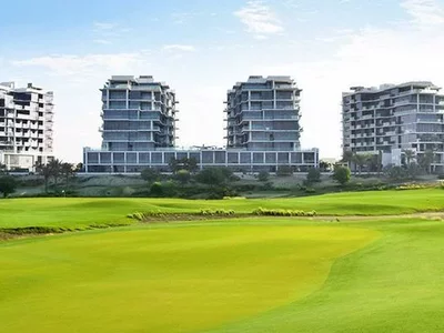 Residential complex Golf Town residential complex with golf course, tennis courts and swimming pool, DAMAC Hills, Dubai, UAE