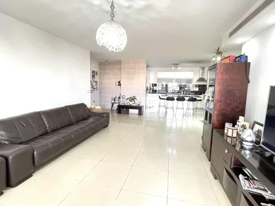 Wohnviertel Majestueux 5 pieces a ashdod