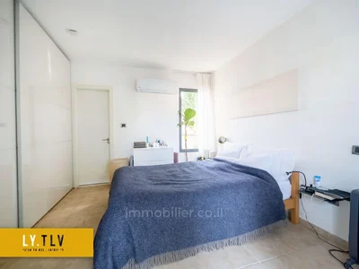 Quartier résidentiel Superbe duplex avec 45m2 de toit en plein coeur de tel aviv