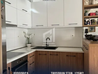 Barrio residencial Stan 125 m² na Prodaju – Momišići, Podgorica