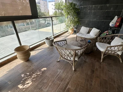 Residential quarter Superbe 5 p a 1mn du lac