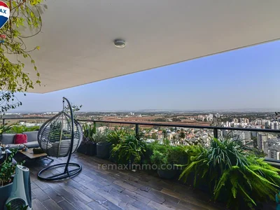 Quartier résidentiel Mini-penthouse incroyable de 5 pièces dans le prestigieux projet viva à hadera !