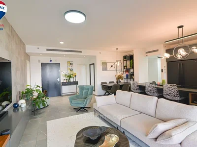 Quartier résidentiel Mini-penthouse incroyable de 5 pièces dans le prestigieux projet viva à hadera !