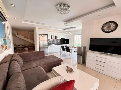 Zespół mieszkaniowy Umeblowany duplex 2+1 w kompleksie Crystal Nova.