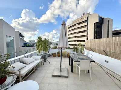 Жилой квартал A louer dans le quartier rothschild montefiore mini penthouse