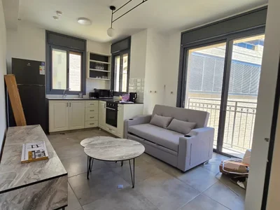 Residential quarter Investissement centre ville de jerusalem 2 pieces meuble avec terrasse et rendement eleve