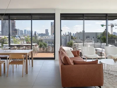 Quartier résidentiel Superbe penthouse entre le parc et la mer