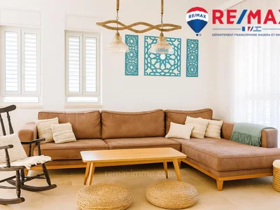 Quartier résidentiel Une exclusivité exceptionnelle : une splendide maison de plain-pied au centre-ville et au calme !