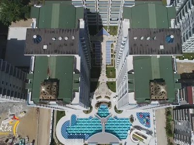 Zespół mieszkaniowy Furnished 1+1 apartments in Yekta Alara Park complex.
