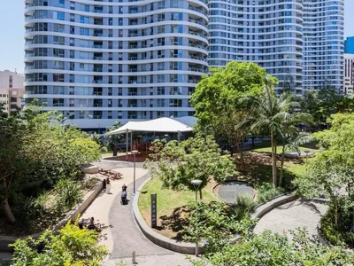 Жилой квартал Magnifique appartement dans lun des petits immeubles du complexe gindi a tel aviv