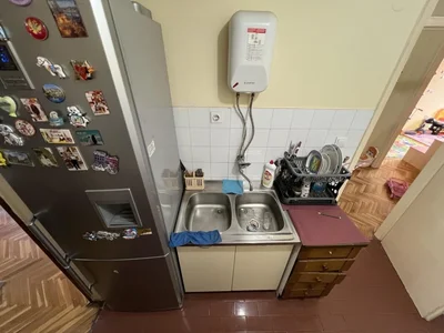Wohnviertel Stan 73 m² na Izdavanje – Centar, Cetinje
