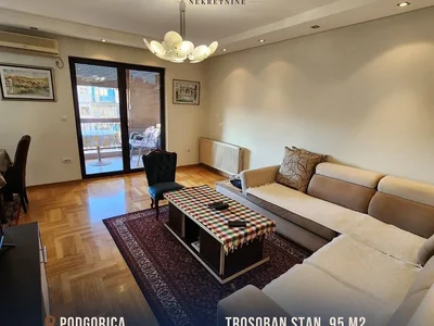 Barrio residencial Stan 95 m² na Prodaju – Centar, Podgorica