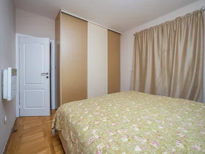 Wohnviertel Stan 70 m² na Prodaju – Centar, Cetinje