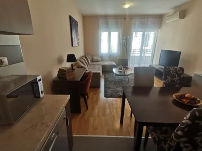 Wohnviertel Stan 51 m² na Izdavanje – City Kvart, Podgorica