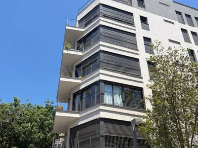 Quartier résidentiel Rare duplex penthouse avec terrasse privative sur le toit à florentin, tel aviv
