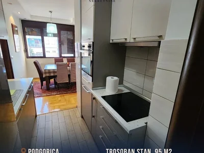 Barrio residencial Stan 95 m² na Prodaju – Centar, Podgorica
