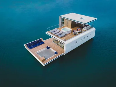 Complejo residencial The Floating Seahorse — floating villas by Kleindienst with underwater lower floors, lounge areas and jacuzzis in The World Islands, Dubai