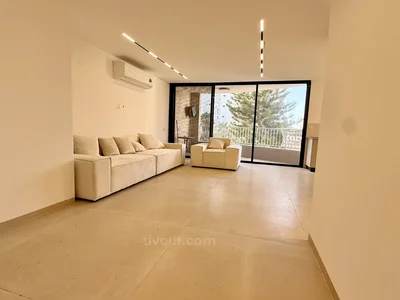 Barrio residencial A vendre superbe appartement 5 pieces a ashdod rue kineret youd alef