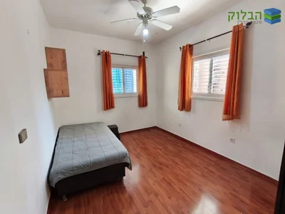 Dzielnica mieszkaniowa Appartement rare de 45 pieces quartier rambam rishon lezion