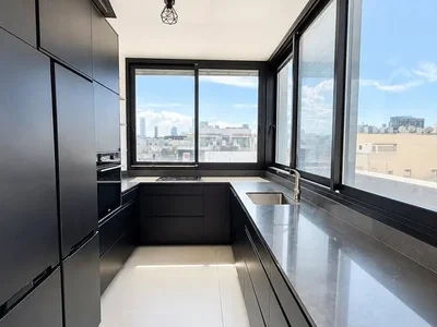 Quartier résidentiel Avec terrasse, calme, proche de la mer, à ne pas manquer ! bien agencé, clair, spacieux, magnifique, rénové