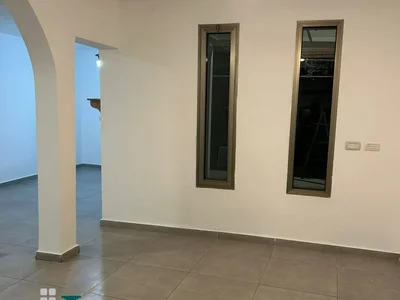 Barrio residencial Une maison mitoyenne refait a neuf