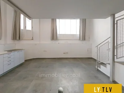 Wohnviertel Superbe studio avec mezzanine entierement renove en plein coeur de tel aviv