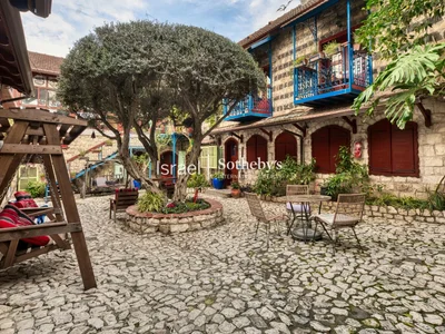 Quartier résidentiel Un hôtel boutique prestigieux et en activité au cœur de rosh pinna.