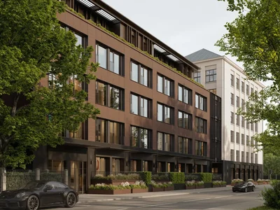 Commerce Signature House