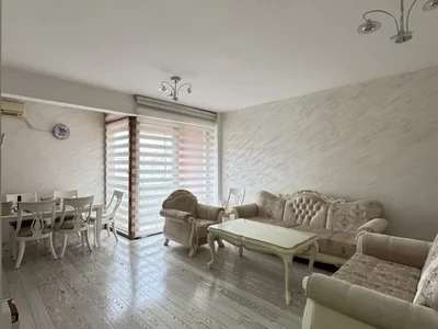 Wohnviertel Stan 95 m² na Izdavanje – Preko Morače, Podgorica