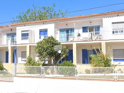 Residential complex Edificio de 10 apartamentos para reformar en Castell Platja d Aro en la Costa Brava