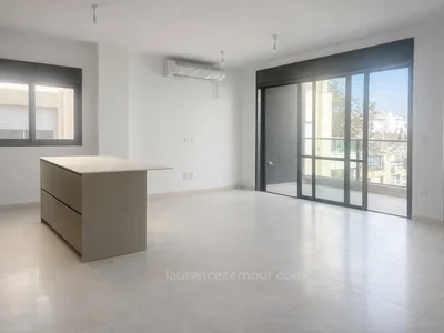 Quartier résidentiel Neuf . en centre ville tres lumineux