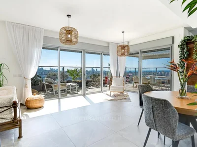 Жилой квартал Magnifique penthouse 5 pieces a vendre vue panoramique sur la mer tel aviv