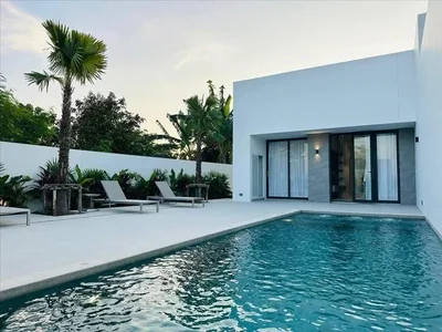 Zespół mieszkaniowy Complex of villas with swimming pools in a quiet area, Phuket, Thailand