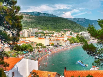 You can live by yourself or rent it out. A selection of cheap flats in Montenegro from €42,000