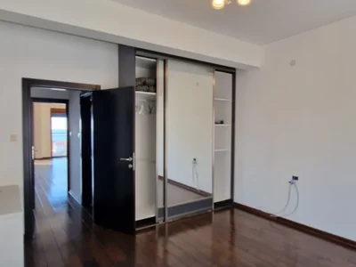 Wohnviertel Stan 152 m² na Prodaju – Petrovac, Budva