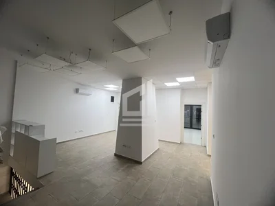 Comercio Poslovni prostor od 294m2, Blok V
