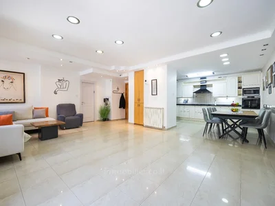 Residential quarter Magnifique rdj avec 3 unites independantes