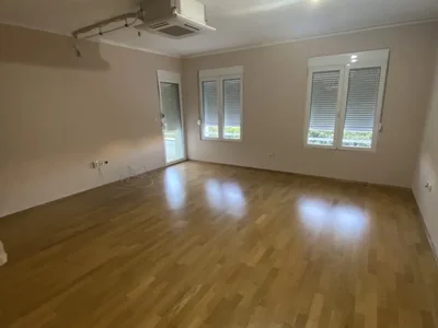 Wohnviertel Stan 69 m² na Izdavanje – Pobrežje, Podgorica