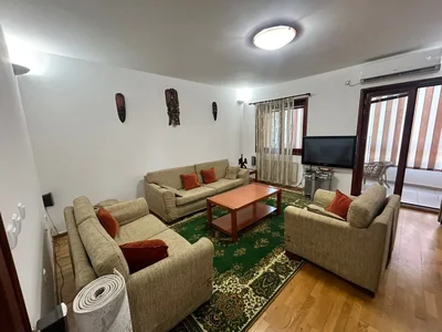 Barrio residencial Stan 120 m² na Izdavanje – Pobrežje, Podgorica
