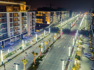 Complejo residencial Nw residence Citywalk with a swimming pool and a garden close to Burj Khalifa, Al Wasl, Dubai, UAE