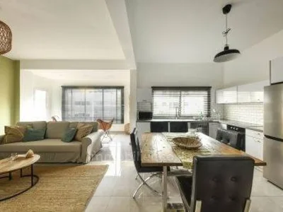 Residential quarter Appartement 4 pieces renove emplacement premium au coeur de tel aviv